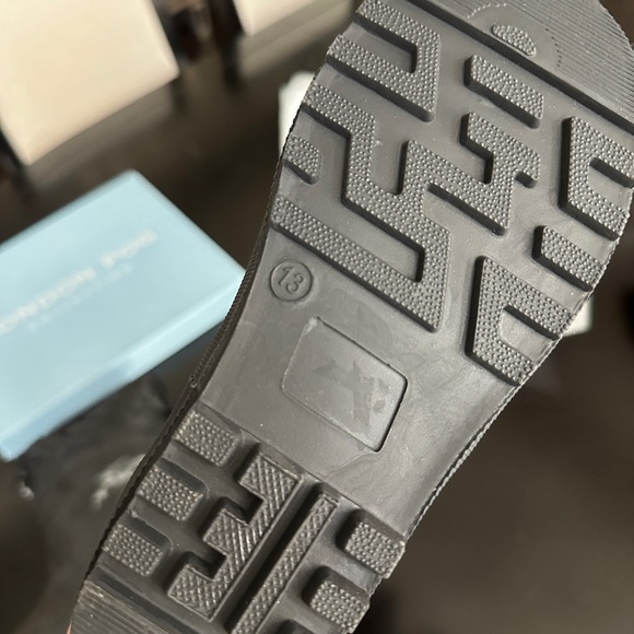 London Fog Boys Rainboots - Picture 7 of 8